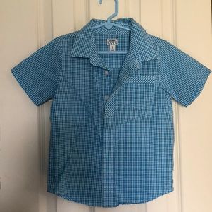 Old Navy short sleeve collared shirts - 5t